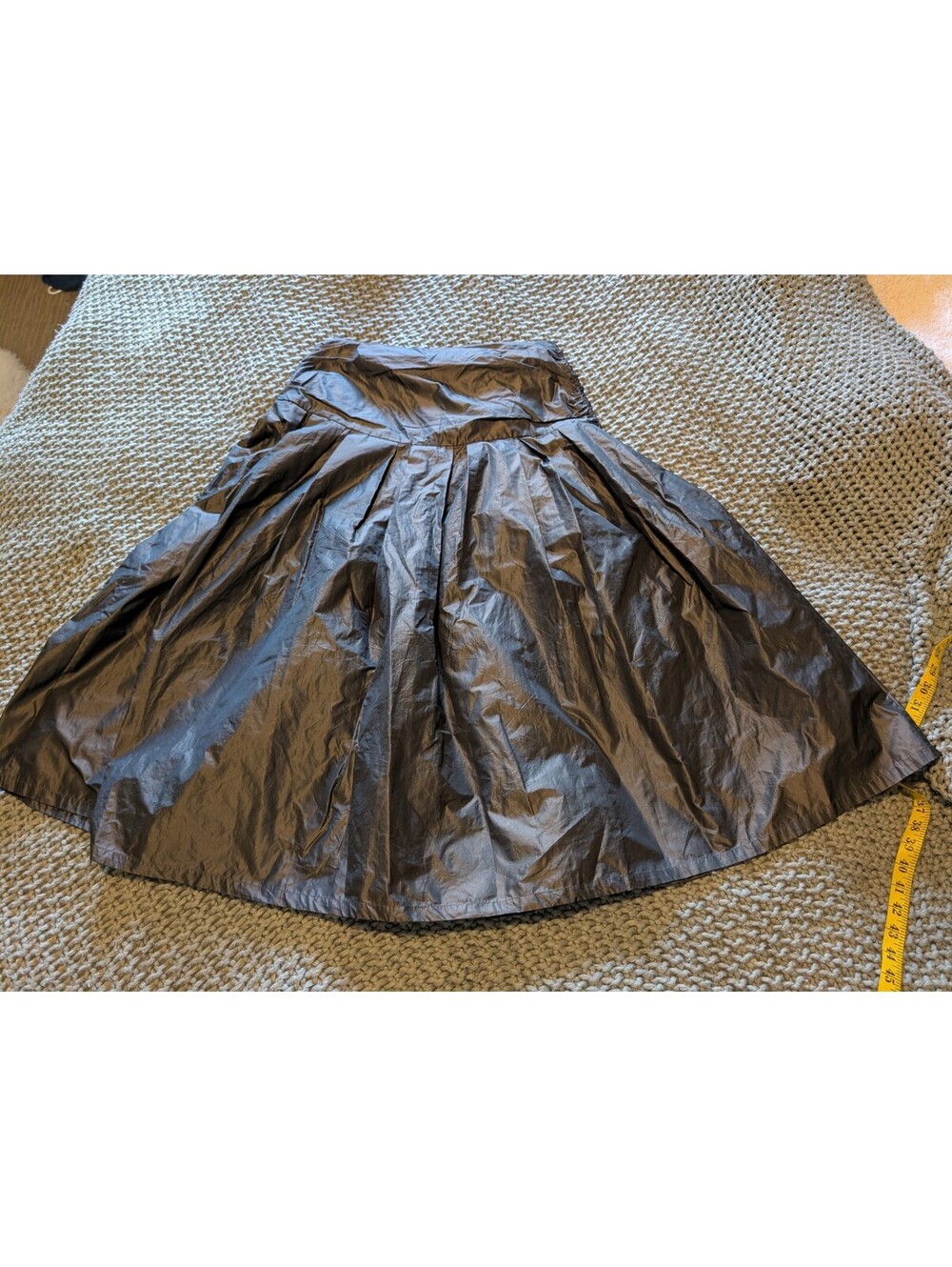 Lilith Paris France Metallic Green Pleated Taffeta Midi Skirt Sz M/40 AS IS